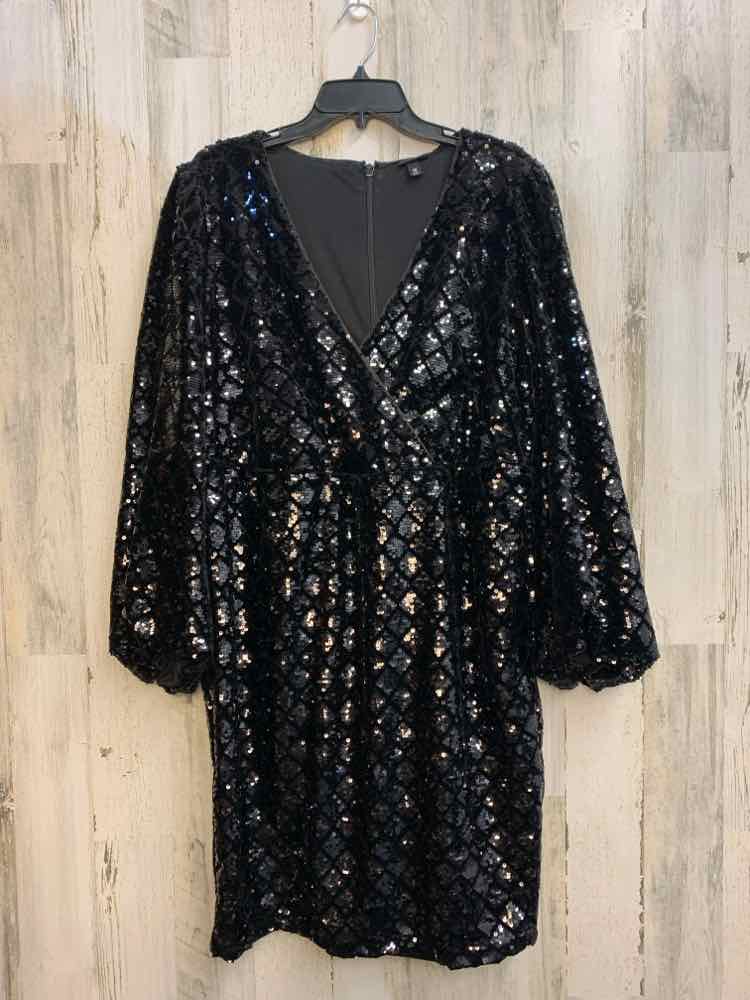 TORRID PLUS SIZES Size 18 Black LONG SLEEVES Dress