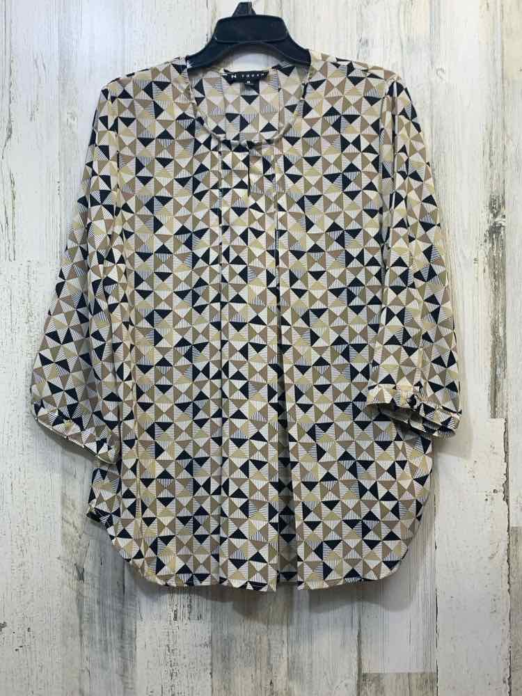 PRE-OWNED N TOUCH Tops Size M TAN/WHT/BLK TRIANGLE LONG SLEEVES TOP/LONG SLEEVE