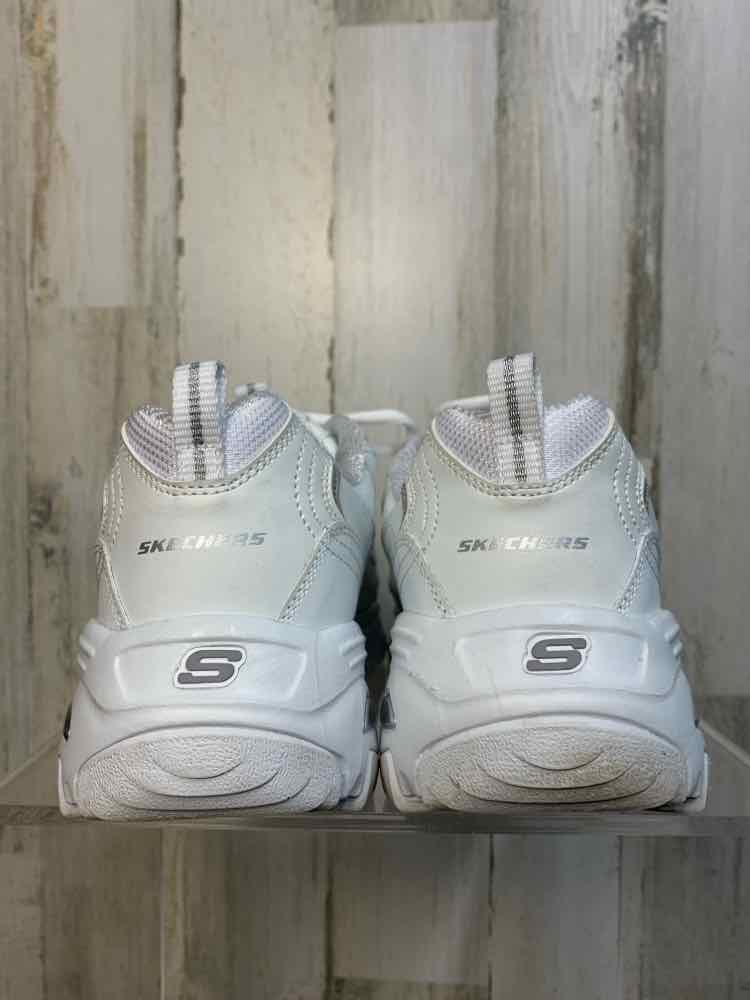 PRE-OWNED SKECHER SHOES 10 White Shoes/WIDE FIT