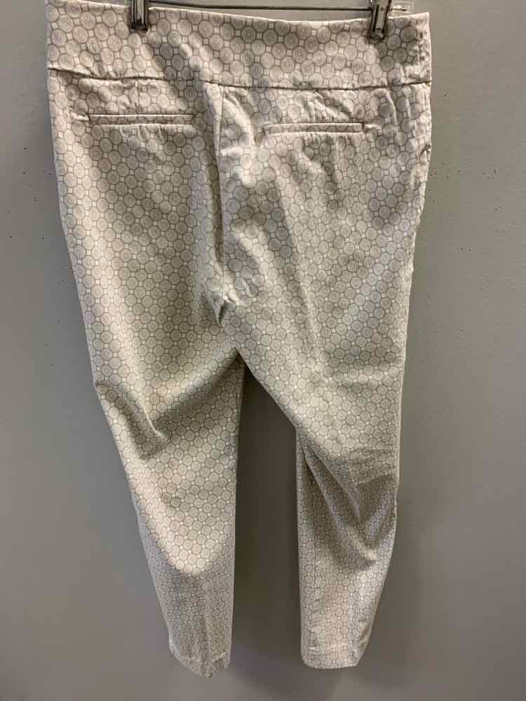 Size 8P CHARTER CLUB BOTTOMS LT BROWN CIRCLES Pants