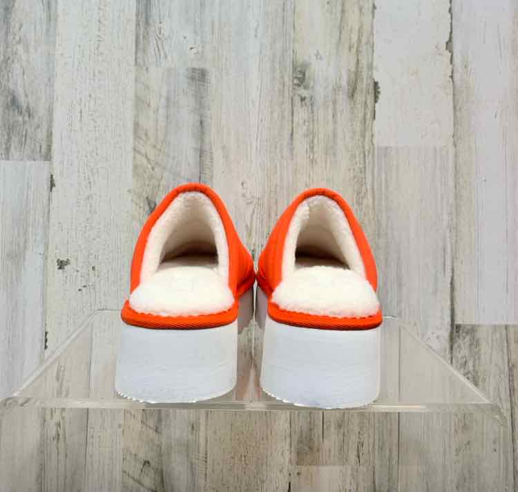 PRE-OWNED MAEVE SHOES Shoe Size S/M ORANGE/WHITE PUFFY SLIP ON Slippers/ORANGE P