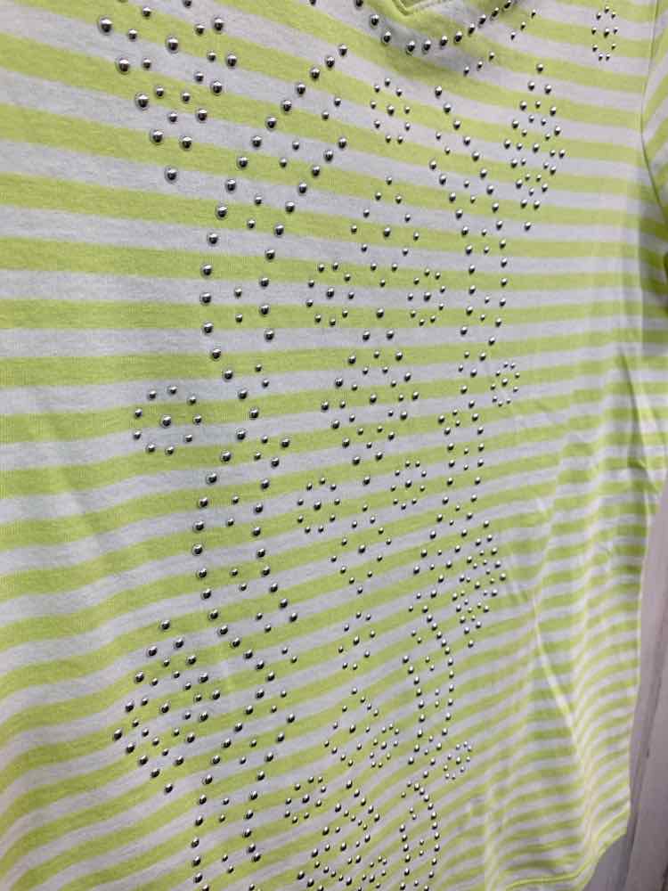 PRE-OWNED ZENERGY BY CHICO'S/HORIZONTAL STRIPE SHORT-SLEEVE V-NECK W/ METALLIC E