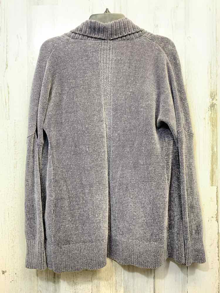 WHITE/BLACK MARKET Tops Size XS Gray Chenille CARDIGAN Cardigan