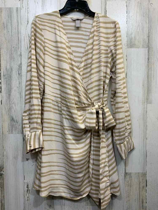 PRE-OWNED H&M Dresses and Skirts Size M TAN/WHT ZEBRA TIE WAIST Dress