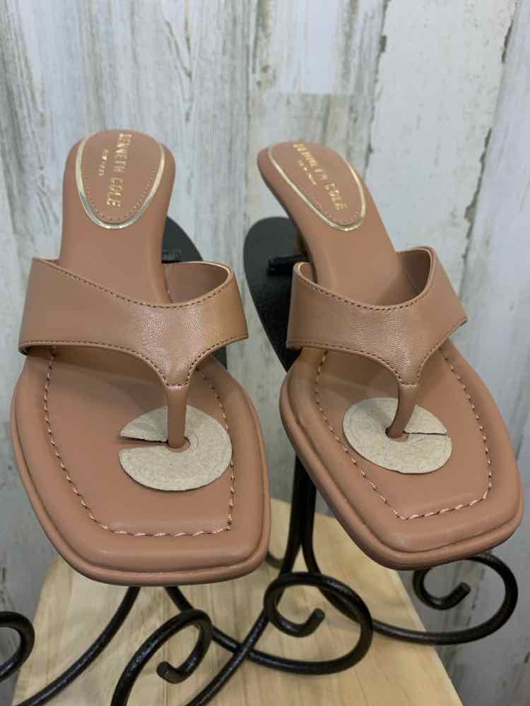 NWOT KENNETH COLE SHOES Shoe Size 6.5 Taupe 6.5 SLIP IN Shoes