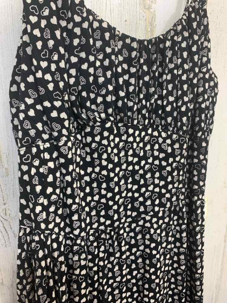 PRE-OWNED ANGIE/SMALL HEART POLKA DOT PRINT TIE-SHOULDER STRAP SMOCKED BACK MINI