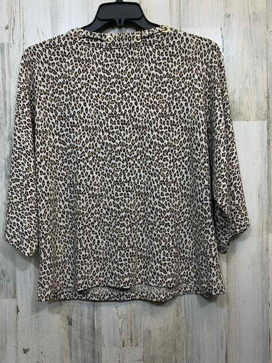 PRE-OWNED CHICOS Tops Size 2 WHITE/BROWN/TAN CHEETAH 3/4 SLEEVE TOP/WHITE/BROWN/