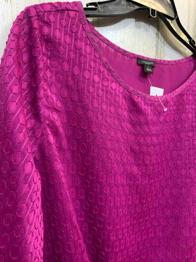 NWT ANN TAYLOR Tops Size S MAGENTA Polka Dot SHORT SLEEVES Blouse/BOAT NECK