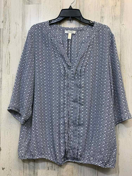 PRE-OWNED DRESS BARN PLUS SIZES Size 2X BLUE/WHITE ABSTRACT LONG SLEEVES TOP/BLU