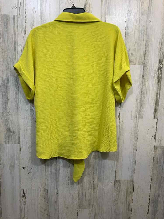 PRE-OWNED FRED DAVID Tops Size L NEON YELLOW SHORT SLEEVES TOP/BUTTON DOWN W/TIE