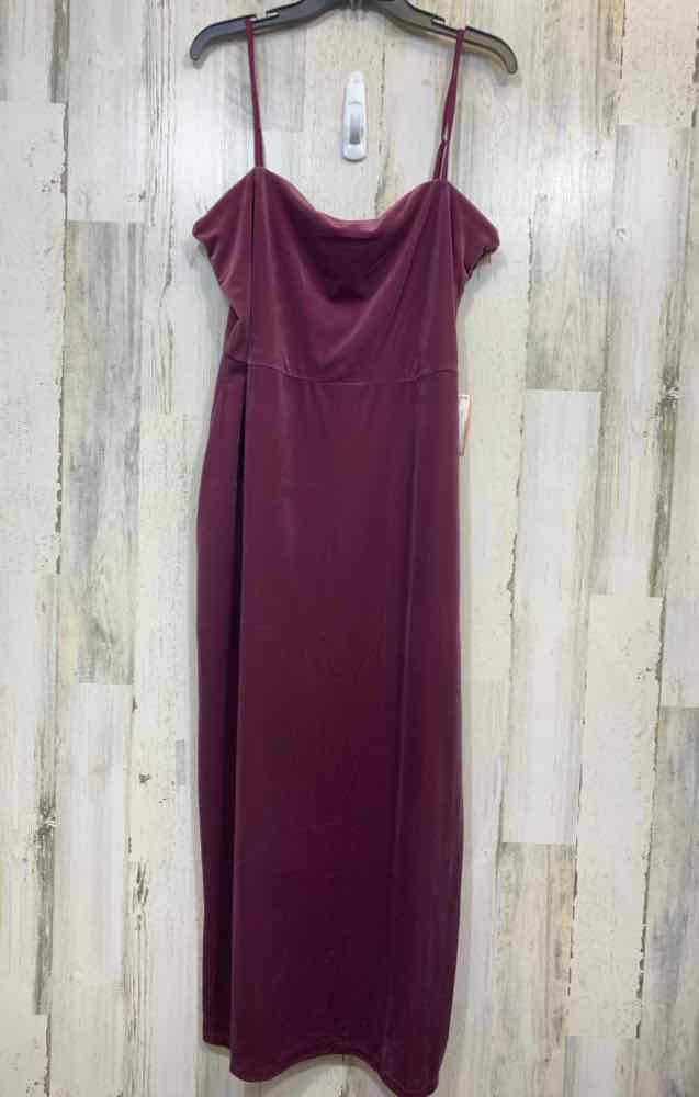 NWT GAP/DEFINED WAIST SPAGHETTI STRAP MIDI DRESS