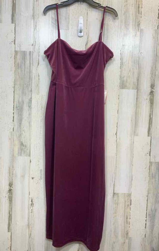 NWT GAP/DEFINED WAIST SPAGHETTI STRAP MIDI DRESS