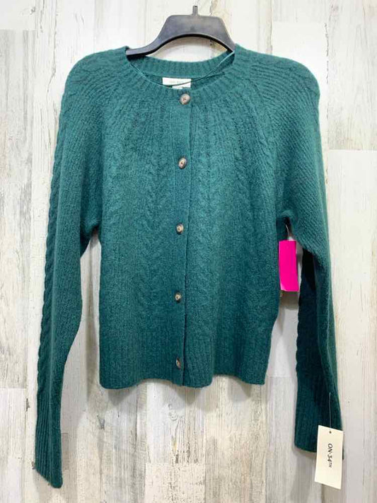 NWT ON 34TH Size XXS  HUNTER GREEN CABLE KNIT LONG SLEEVES BUTTON UP Cardigan