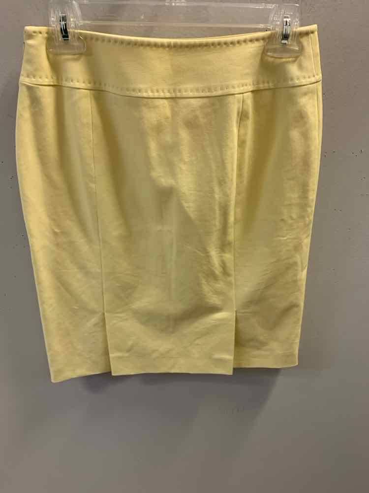 Dresses and Skirts Size 2P Yellow Skirt