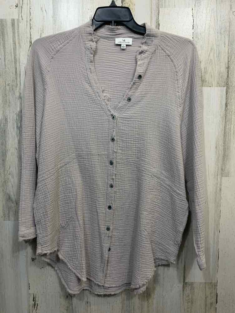 PRE-OWNED URBAN DAIZY Size L Tops Beige BUTTON UP LONGSLEEVE Shirt