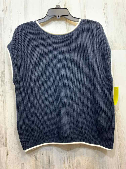 NWT BLUE PEPPER Tops Size L BLACK/WHITE Knit SHORT SLEEVES Blouse