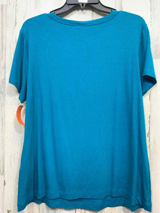 NWT ON 34TH/BRIGHT SCOOP NECK TEE
