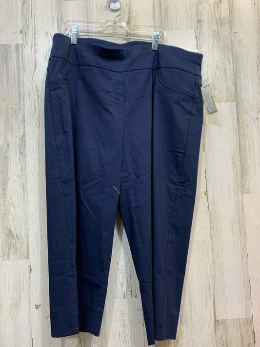 PRE-OWNED Size 18W RUBY RD BOTTOMS NAVY BLUE Solid CAPRI Pants