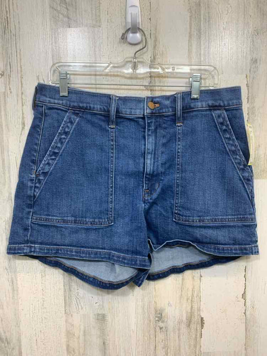 PRE-OWNED Size 31 J CREW/SQUARED PATCH POCKET DENIM SHORTS