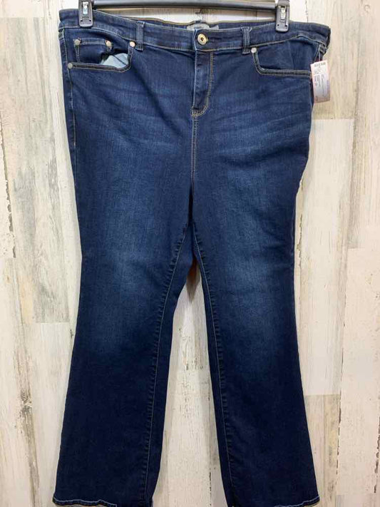 PRE-OWNED Size 20 TORRID PLUS SIZES Navy Jeans