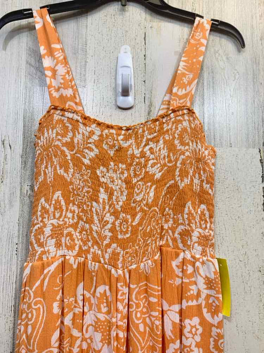 PRE-OWNED Size M LOFT/SLEEVELESS SMOCKED JUMPSUIT
