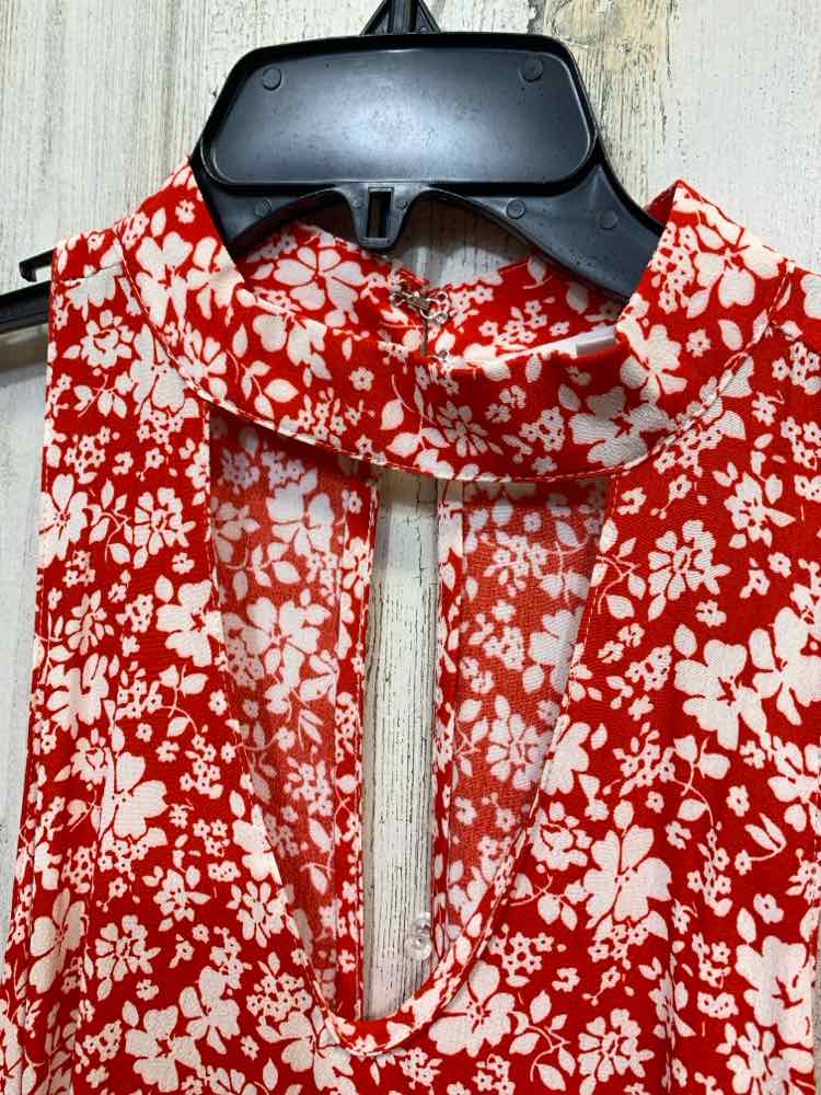 PRE-OWNED OLIVACEOUS Tops Size L RED/WHT Floral FLOWY Blouse