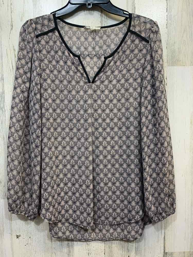 PRE-OWNED PLEIONE Tops Size M GRAY/PINK/BLK TRIANGLE LONGSLEEVE TOP/SHEER V CUT