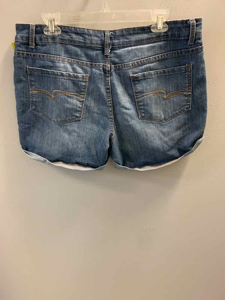 Size 12 FADED GLORY BOTTOMS JEAN Shorts