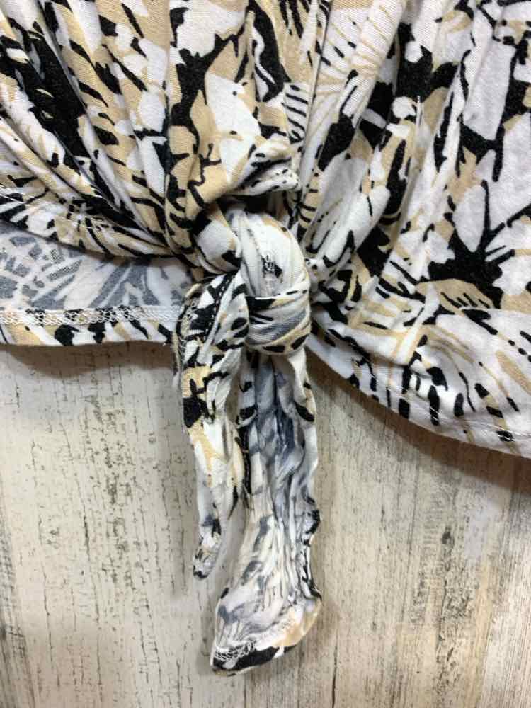 PRE-OWNED RUBY RD PLUS SIZES Size 3X BLK/WHT/BGE LEAVES 3/4 SLEEVE Blouse