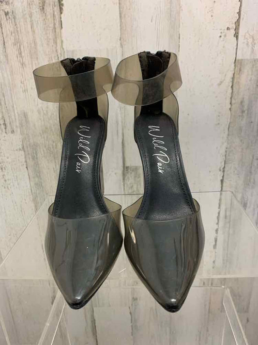 NWT WILD PAIR SHOES Shoe Size 5.5 Black Vinyl Shoes