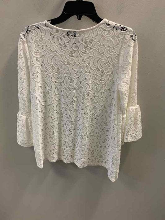 NEW DIRECTION Tops Size S White Floral TOP