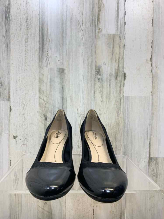 NWT LIFE STRIDE SHOES Shoe Size 10 Black Shoes/PUMP STRETCH SIDE