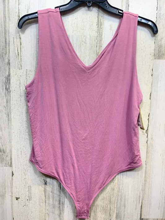 NWT ON 34TH Tops Size XL LAVENDAR Solid BODYSUIT