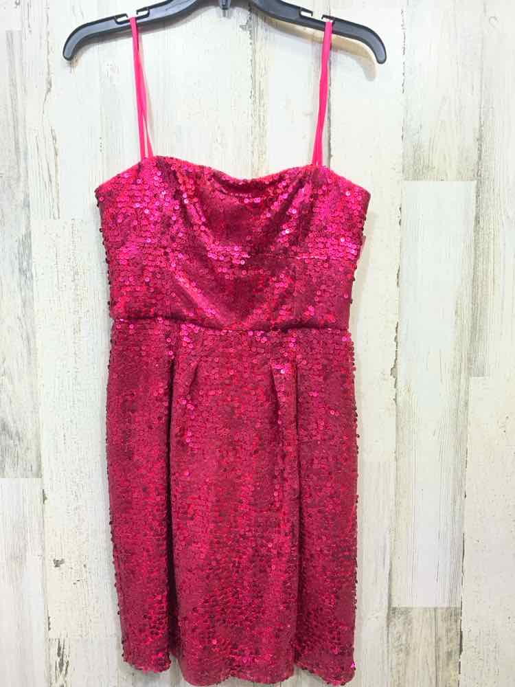 BCBGMAXAZRIA Dresses and Skirts Size 6 Fuschia Sequined STRAPLESS Dress