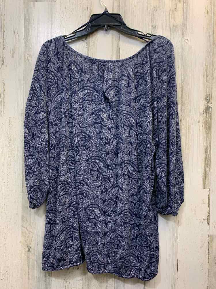 PRE-OWNED MICHAEL KORS PLUS SIZES Size 2X NAVY/WHITE Paisley LONG SLEEVES TOP/NA