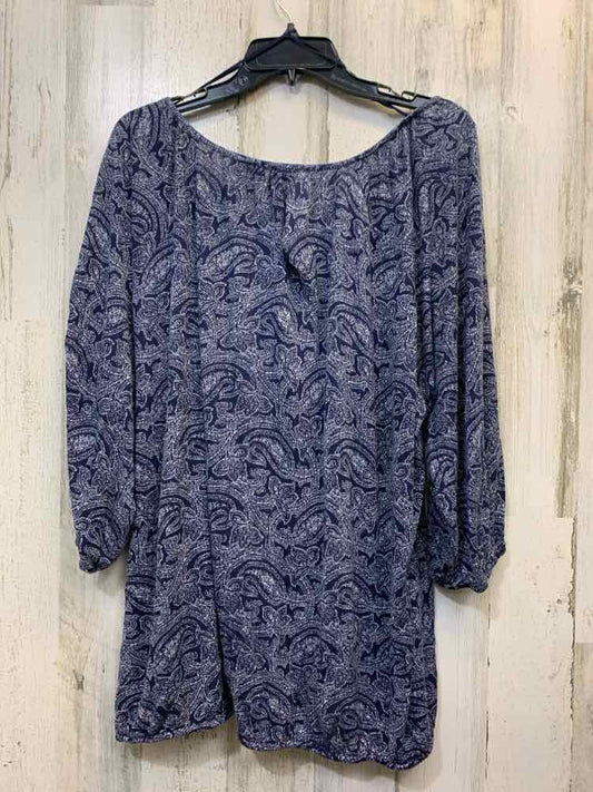 PRE-OWNED MICHAEL KORS PLUS SIZES Size 2X NAVY/WHITE Paisley LONG SLEEVES TOP/NA