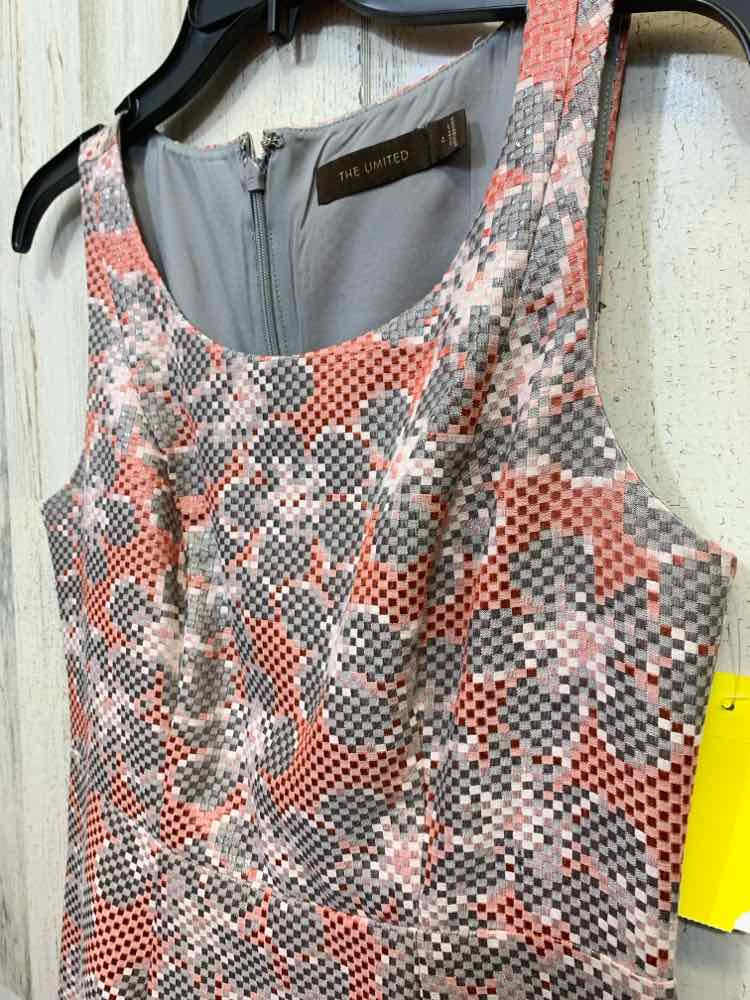 PRE-OWNED THE LIMITED Dresses and Skirts Size 4 GRAY/RED/PINK/WHITE SHEATH Dress