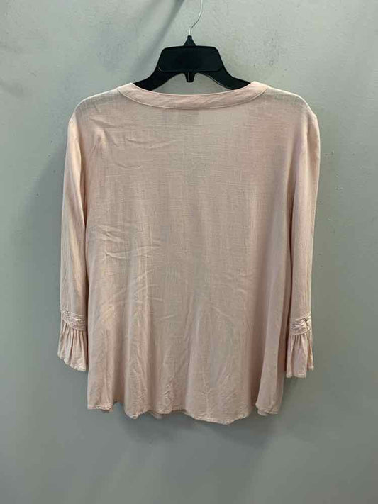 CHICOS Tops Size 2 BLUSH 3/4 LENGTH TOP