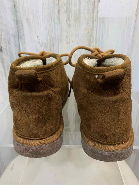 PRE-OWNED AIR UNDERGROUND SHOES Shoe Size 6.5 Camel Suede LACE UP Shoes
