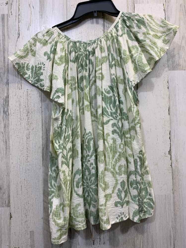 NWT GIGIO Tops Size M GREEN/WHT IKAT SHORT SLEEVES Blouse/GATHERED SCOOP NECKLIN