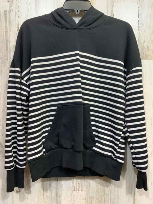 PRE-OWNED SOCIALITE Size M Tops BLK/WHT Stripe LONG SLEEVE HOODIE