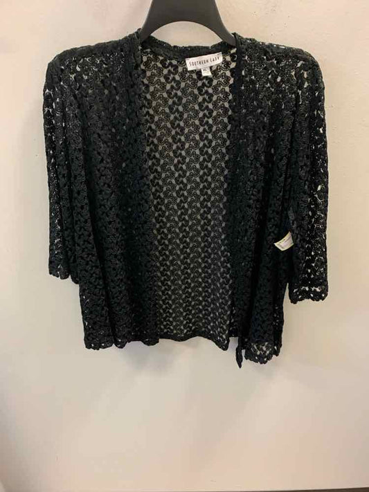 SOUTHERN LADY Tops Size XL Black Floral TOP