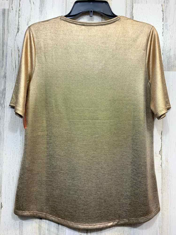 PRE-OWNED CHICO'S Size 0 Tops METALLIC GOLD SHORT SLEEVES V NECK