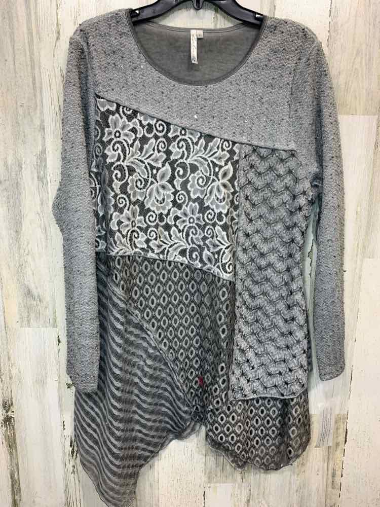NWT LULU B Size XL Tops Gray polyester MULTI-PATTERN LONGSLEEVE SWEATER