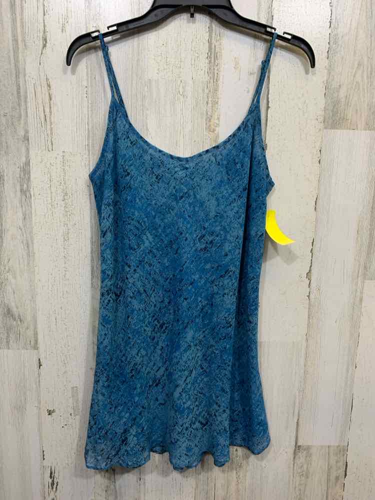 PRE-OWNED CABI/SLEEVELESS LIGHTWEIGHT LINED SCOOP NECK SPAGHETTI STRAP