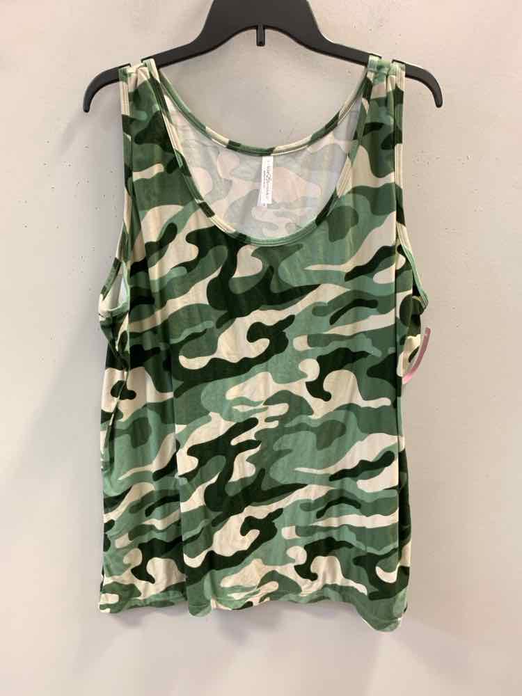 Size 3X BOBBIE BROOKS GRN/WHT Camoflage SLEEVELESS TOP