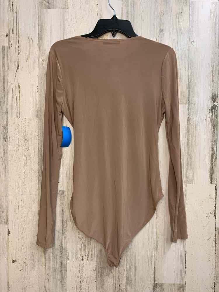 NWT SAINTS Tops Size M Tan BODYSUIT TOP