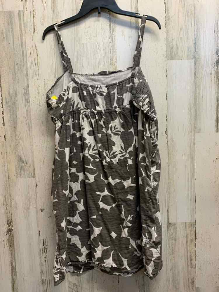 PRE-OWNED OLD NAVY Dresses and Skirts Size XL GRAY/WHITE Floral TANK DRESS Dress