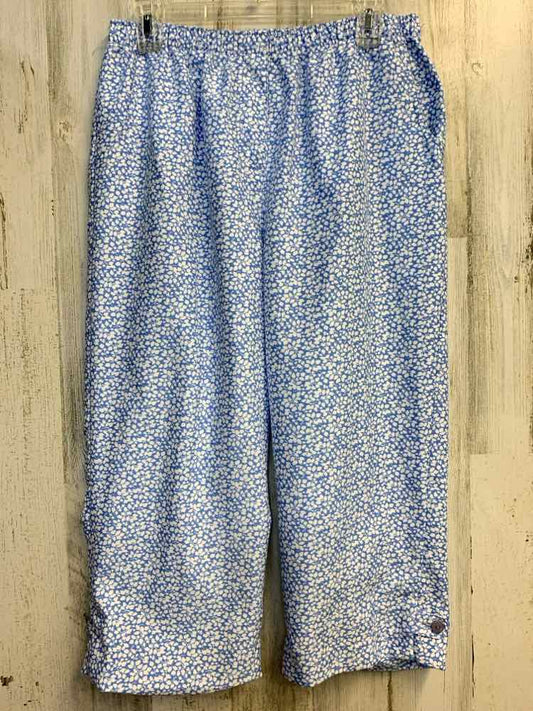 PRE-OWNED Size 10 KIM ROGERS BOTTOMS BLU/WHITE Floral CAPRI Pants