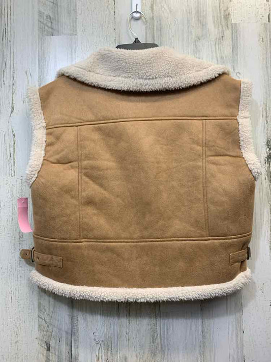 PRE-OWNED HYFVE Tops TAN/CREAM Suede VEST Vest/HYFVE: MONTANA SUEDE VEST. ZIPS T